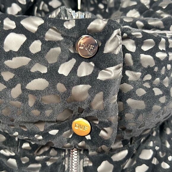 Diane von Furstenberg Metallic Animal Print Down Feather Puffer Jacket Coat Size - Picture 5 of 15